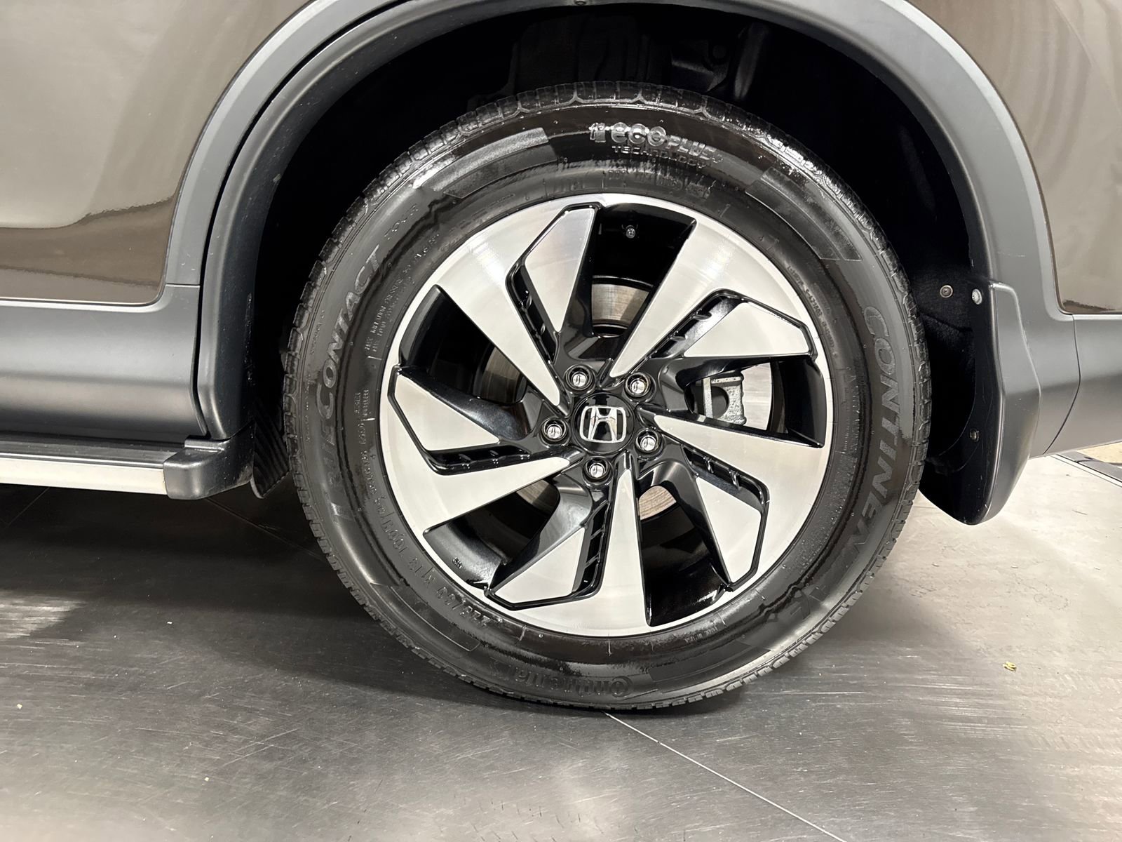 Used 2015 Honda CR-V Touring image 12
