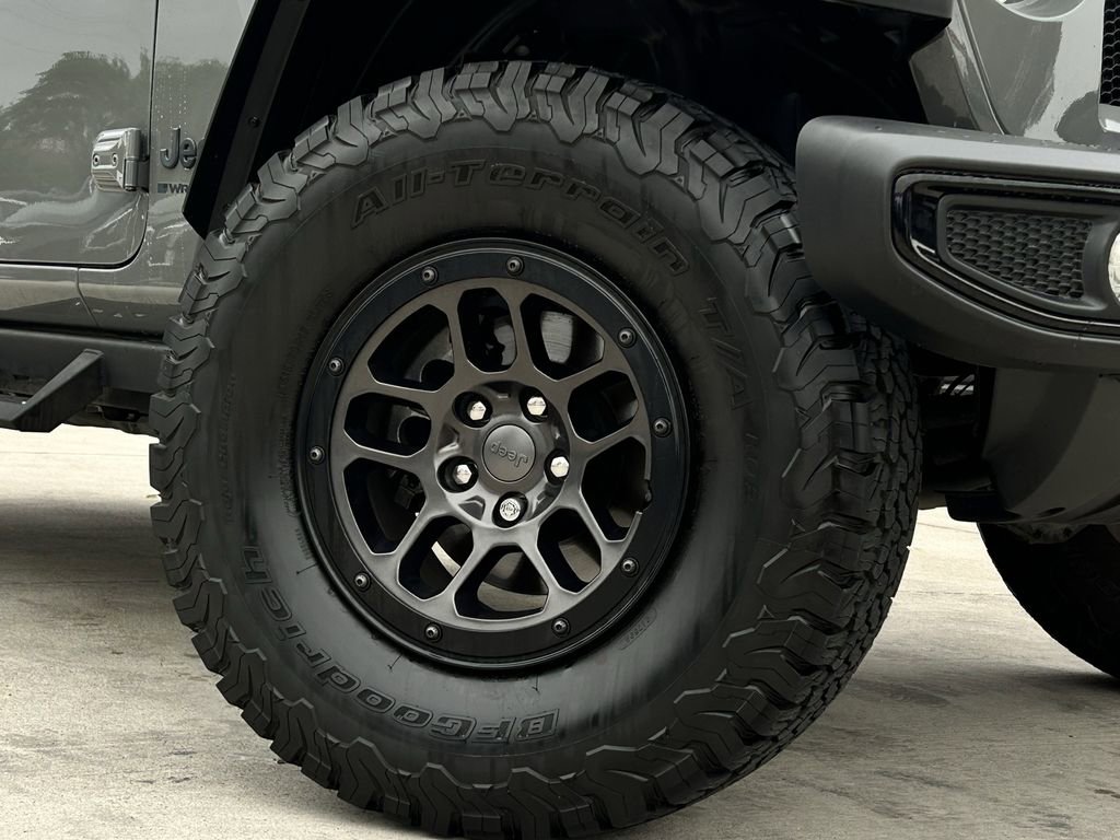 Used 2023 Jeep Wrangler Unlimited Sport AWD/4WD image 9