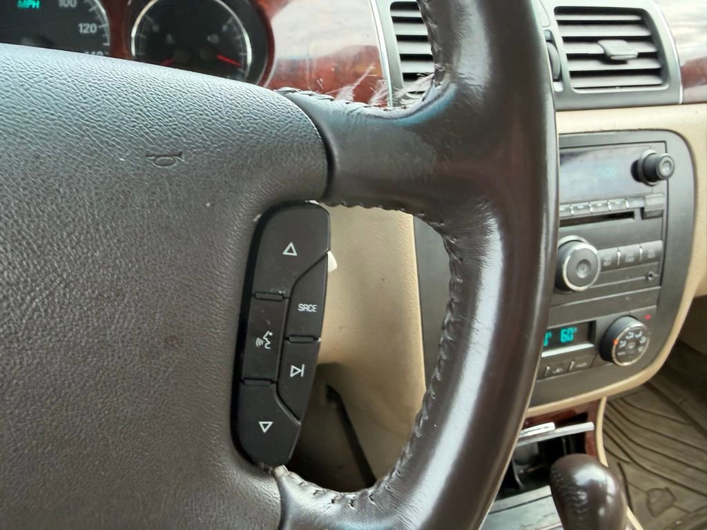 Used 2007 Buick Lucerne CXL FWD image 20
