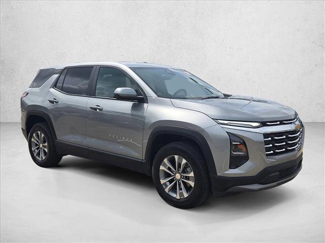 Used 2025 Chevrolet Equinox LT AWD/4WD image 3