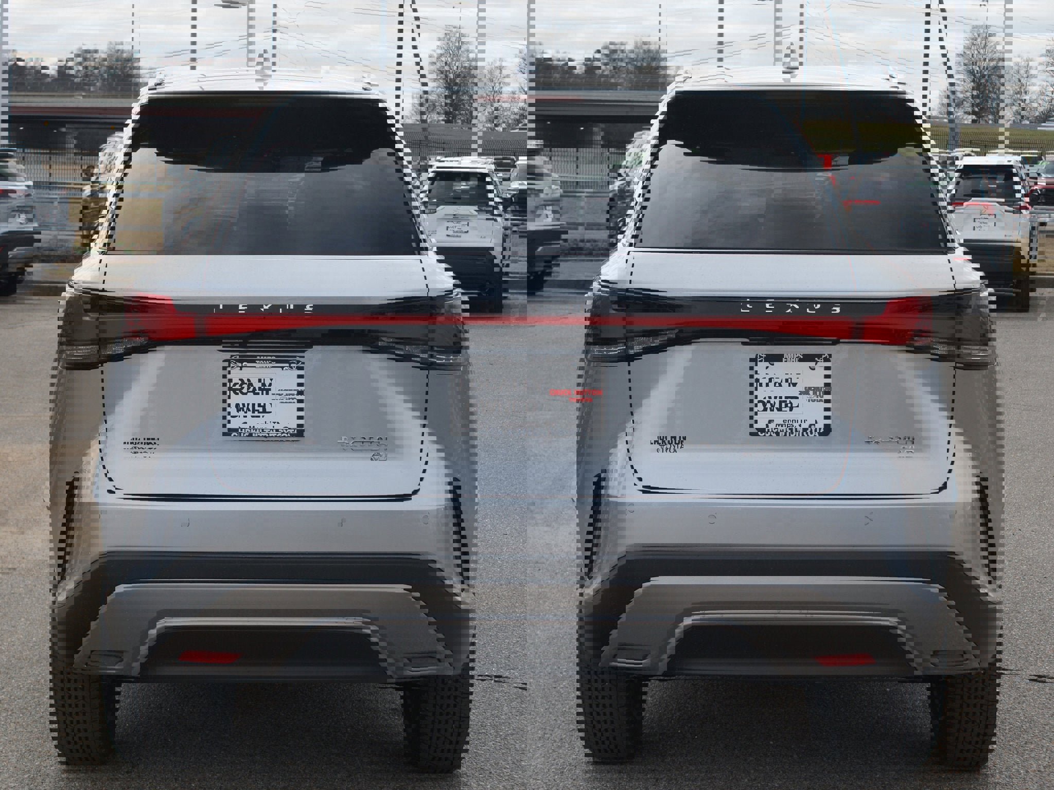 Used 2026 Lexus RX 350h w/ Accessory Package (2T) image 4