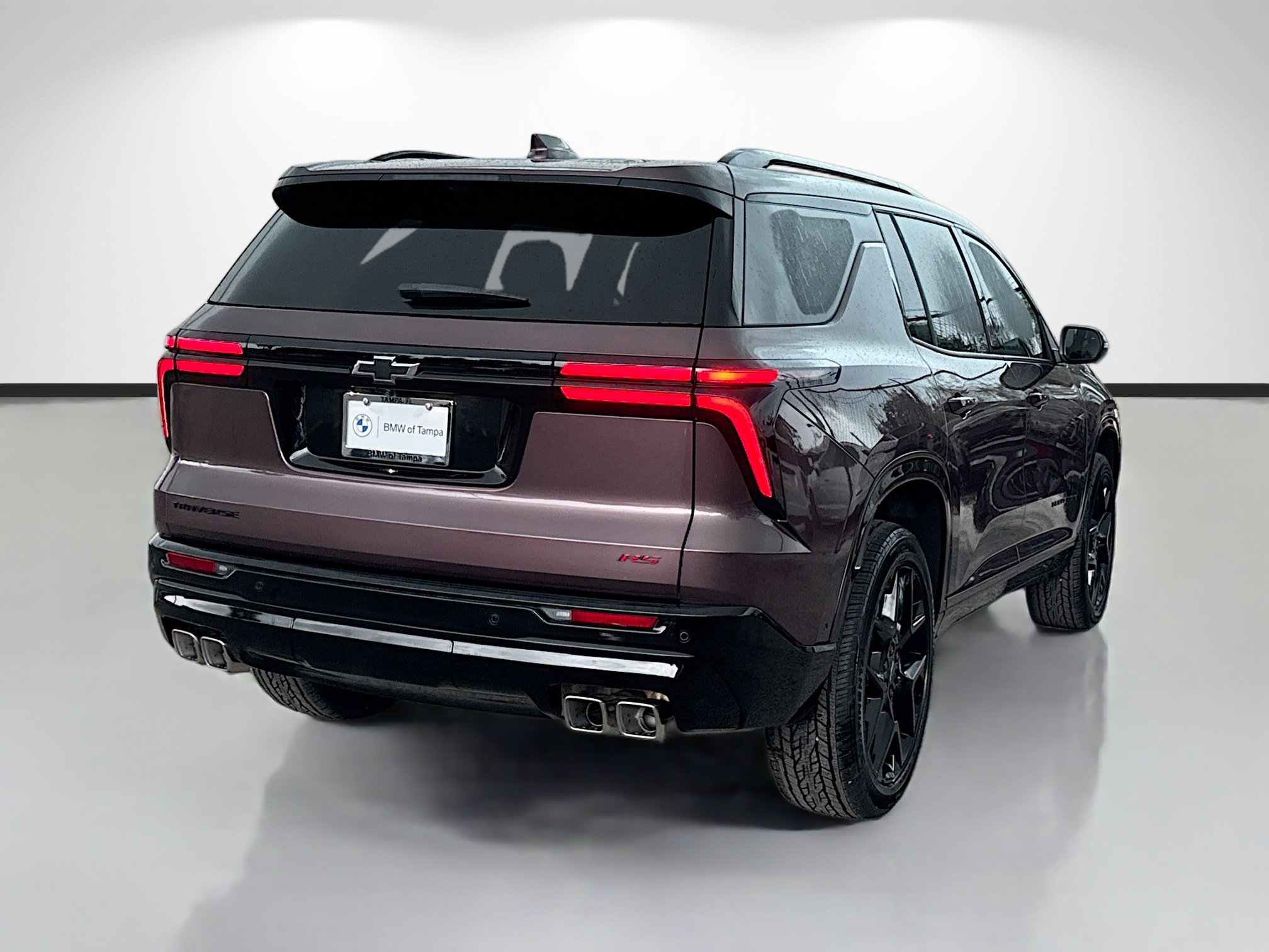 Used 2026 Chevrolet Traverse RS FWD image 3