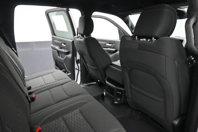New 2027 RAM 1500 Express AWD/4WD image 24