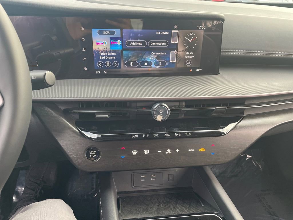 Certified 2025 Nissan Murano SV image 23