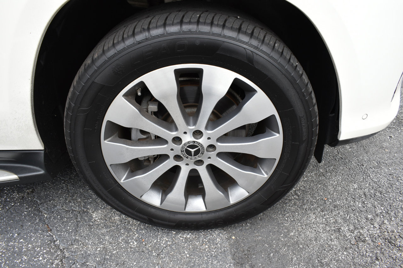 Used 2018 Mercedes-Benz GLS 450 4MATIC w/ Premium Package image 44