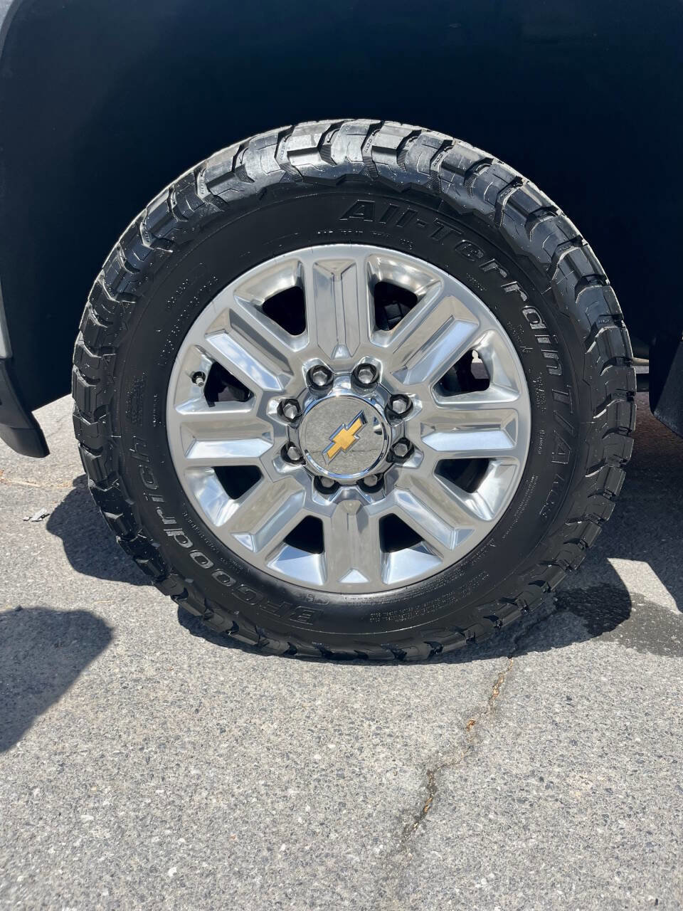 Used 2024 Chevrolet Silverado 2500 High Country w/ High Country Premium Package image 9