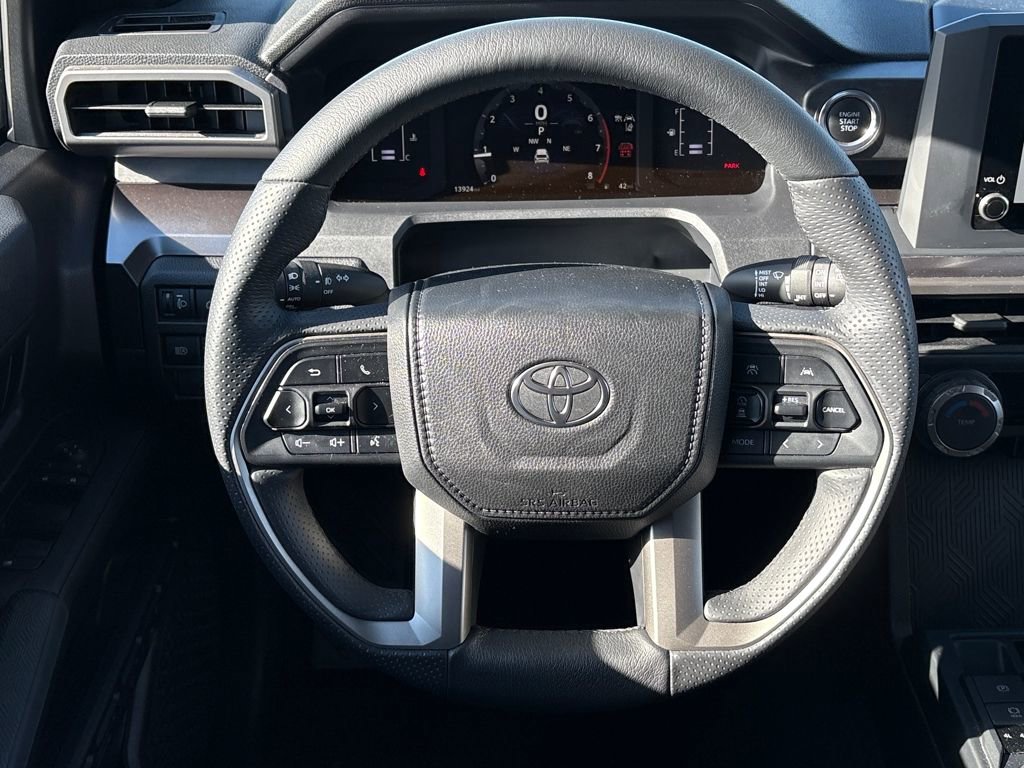 Used 2025 Toyota 4Runner SR5 image 19
