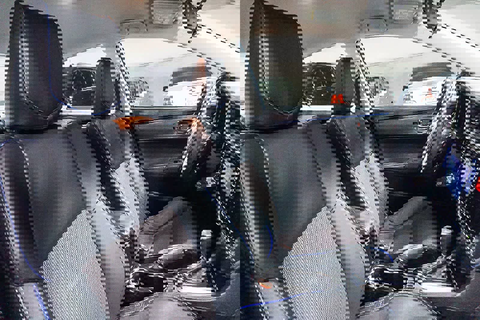 Certified 2018 Toyota Corolla SE image 17