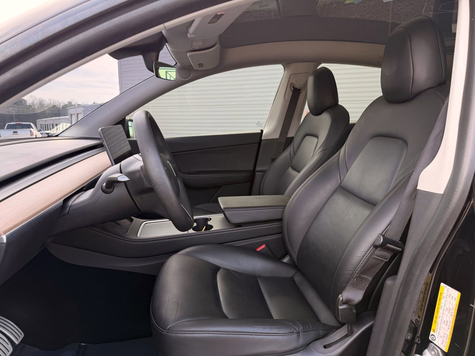 Used 2021 Tesla Model Y Performance image 12