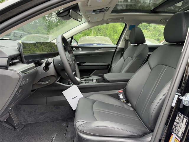 New 2025 Kia K5 EX image 16