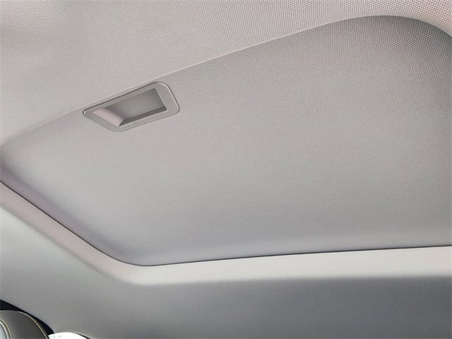 Used 2025 Chevrolet Trax ACTIV w/ Sunroof Package image 25