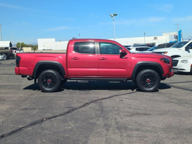 Used 2017 Toyota Tacoma TRD Pro AWD/4WD image 9