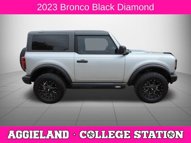 Used 2023 Ford Bronco Black Diamond image 2