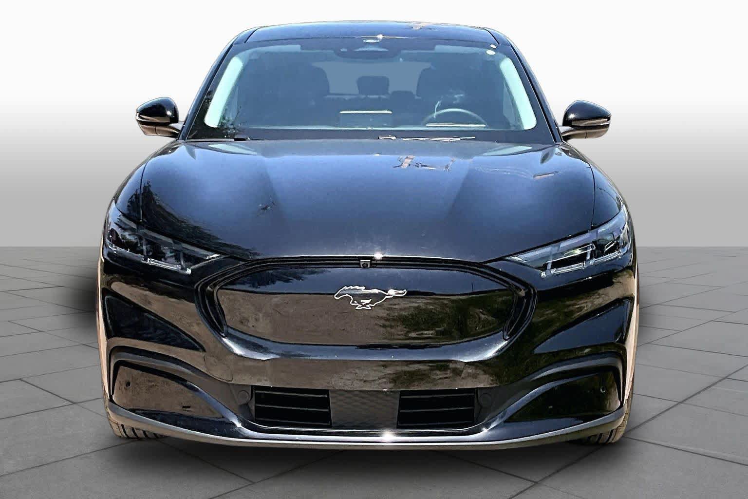 Used 2025 Ford Mustang Mach-E Premium RWD image 3