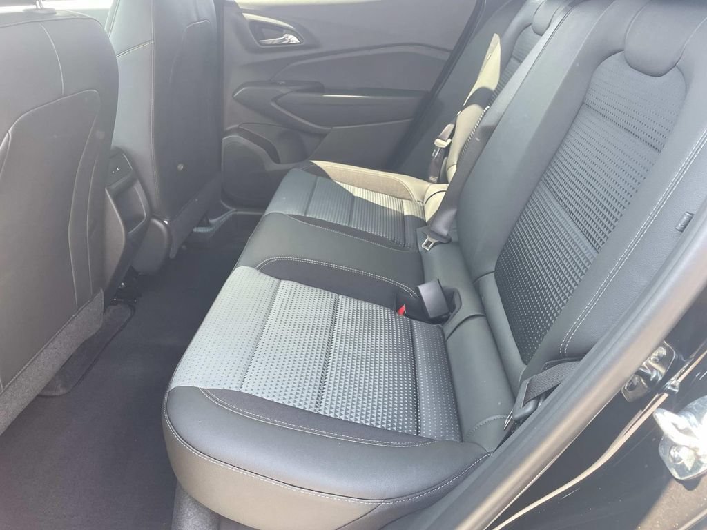 New 2026 Chevrolet Trax LT w/ Driver Confidence Package FWD image 12