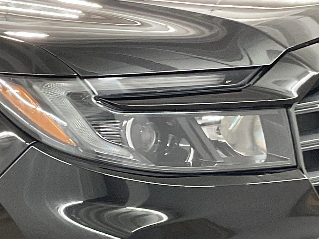Used 2025 Honda Passport TrailSport image 30