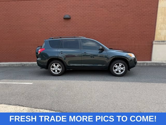 Used 2012 Toyota RAV4 FWD w/ Upgrade Value Pkg image 1