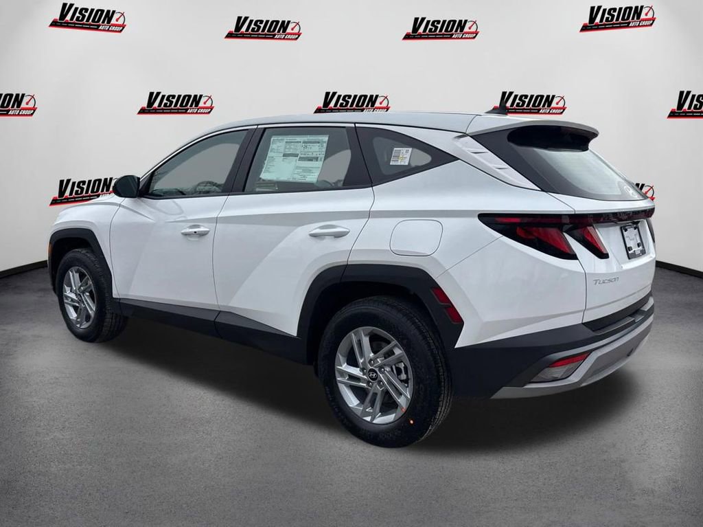 New 2026 Hyundai Tucson SE image 7