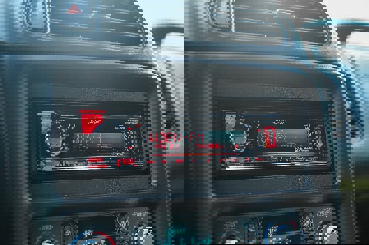 Used 2002 Chevrolet Corvette Z06 w/ Memory Pkg image 60