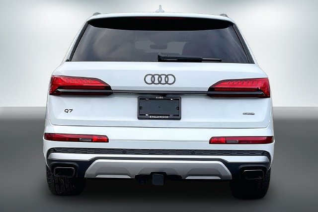 Certified 2026 Audi Q7 3.0T Premium w/ Convenience Plus Package AWD/4WD image 4