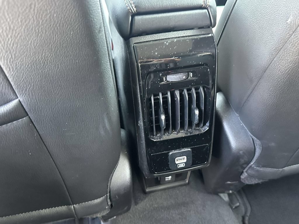 Used 2022 Jeep Compass Limited AWD/4WD image 13