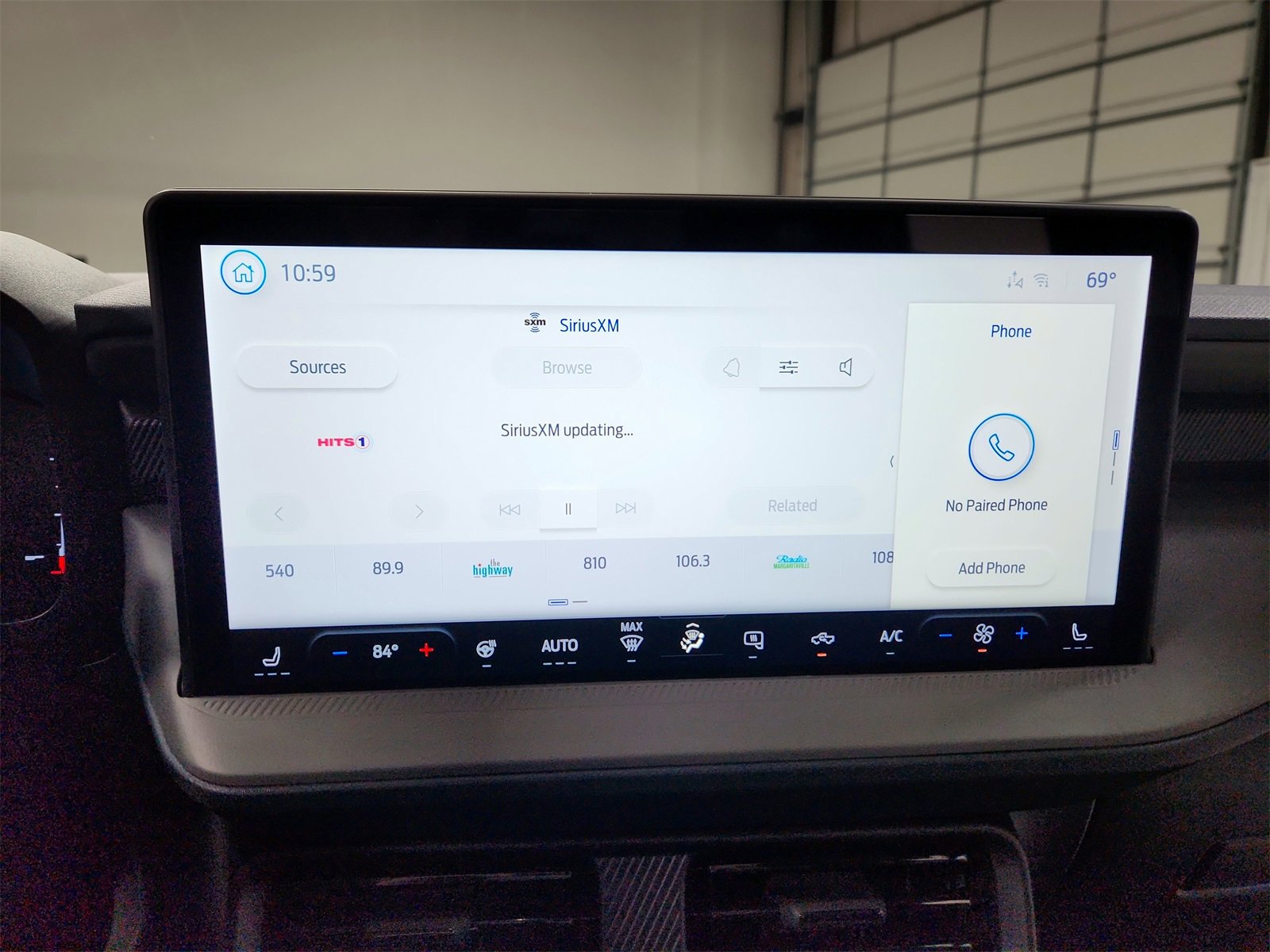 New 2025 Ford Maverick XLT w/ XLT Luxury Package image 27