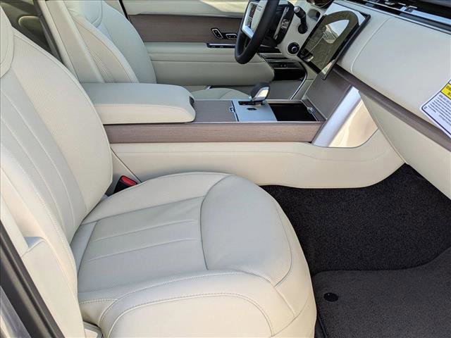 New 2026 Land Rover Range Rover SE AWD/4WD image 18