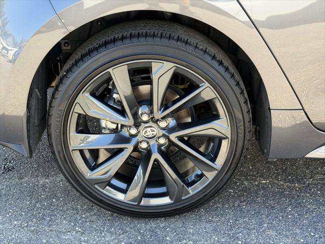 Used 2024 Toyota Corolla XSE FWD image 7