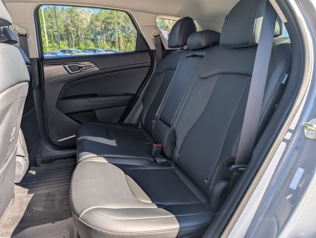 Used 2025 Kia Sportage EX image 23