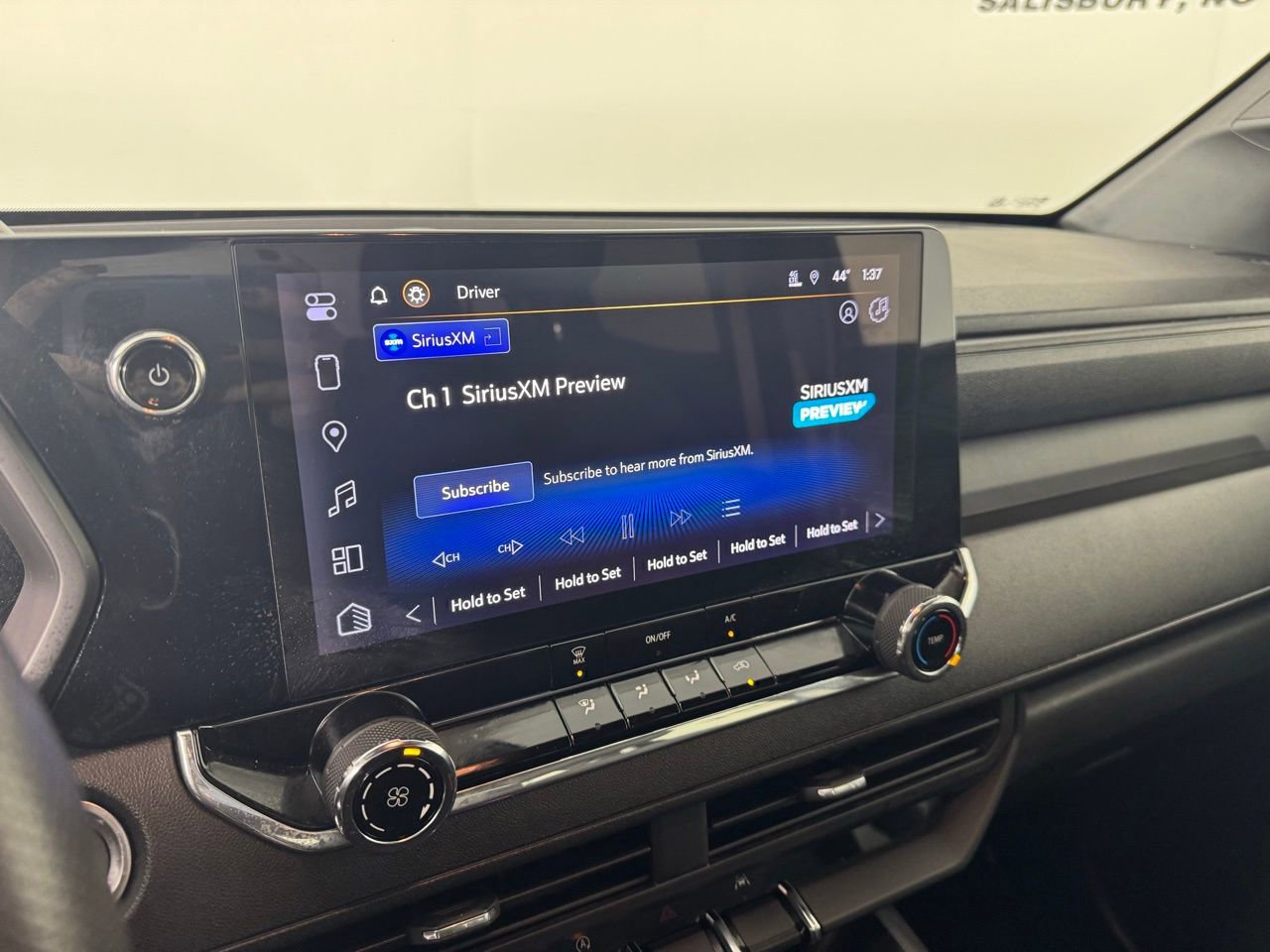 Used 2023 Chevrolet Colorado W/T image 18