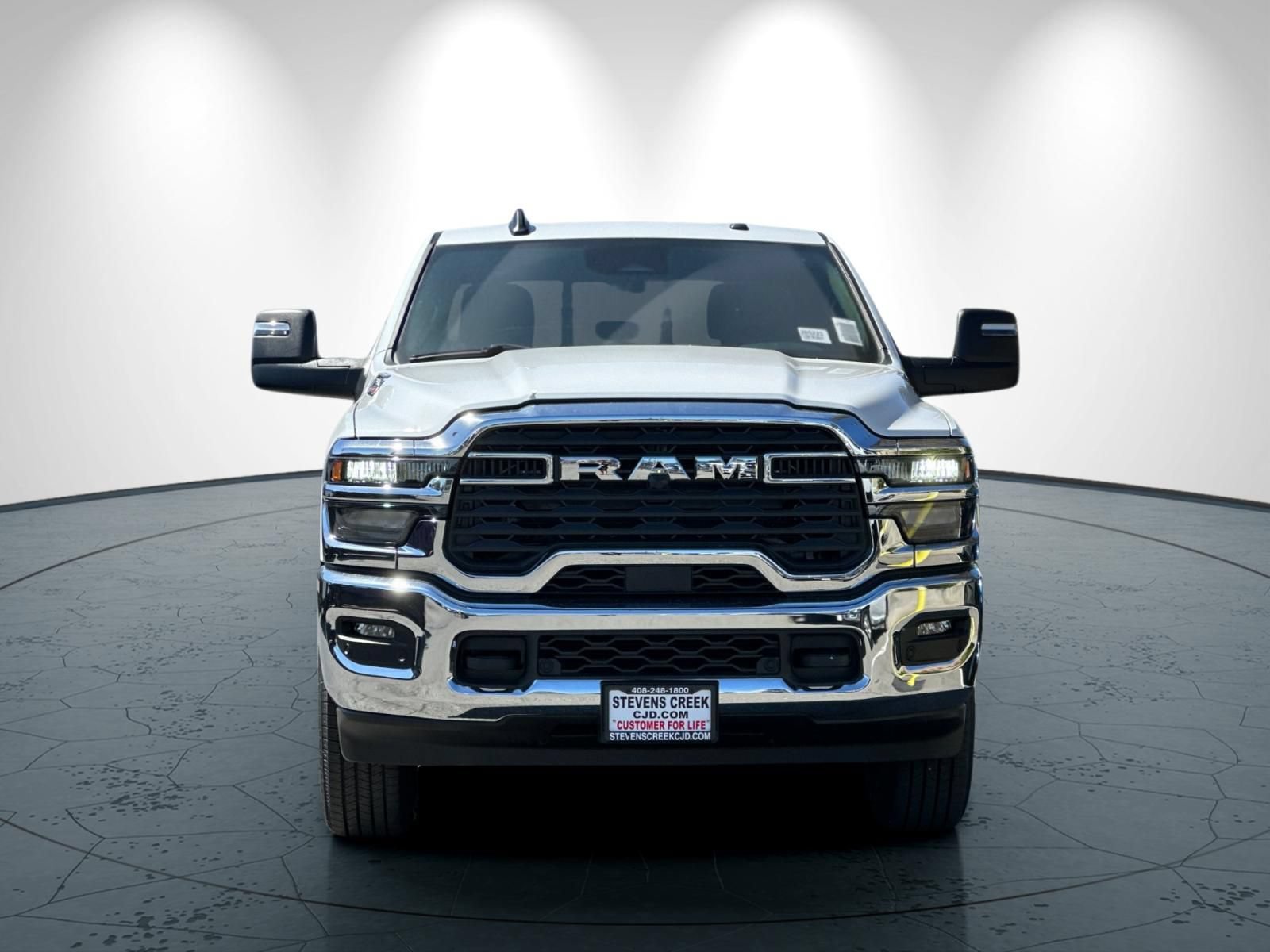 New 2026 RAM 2500 Tradesman AWD/4WD image 9