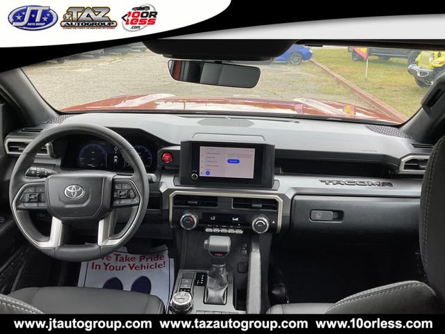 Used 2025 Toyota Tacoma TRD Off-Road AWD/4WD image 16