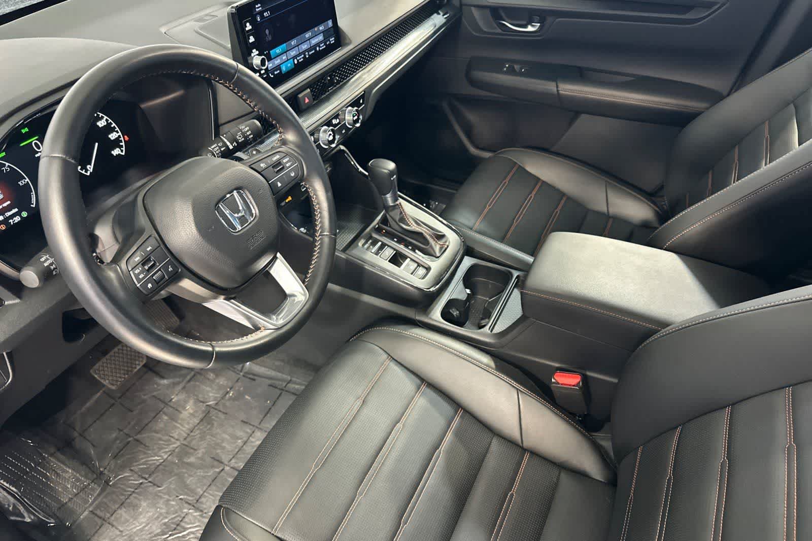 Used 2025 Honda CR-V Sport-L image 14