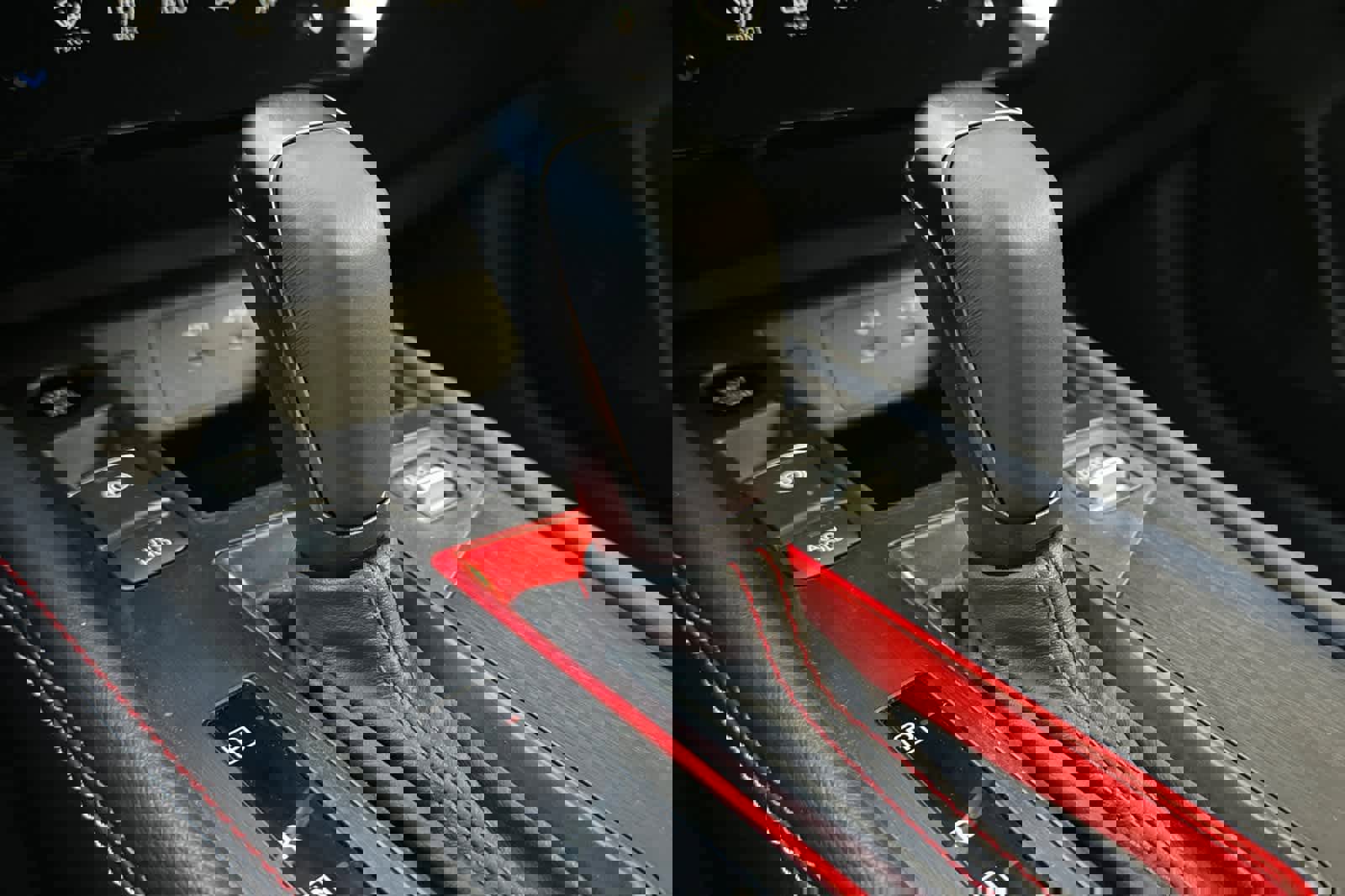 New 2026 Nissan Kicks SR w/ Illumination Package image 24