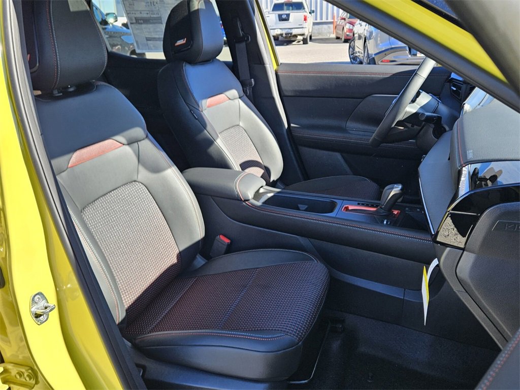 New 2026 Nissan Kicks SR image 15