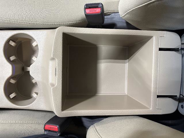 Used 2012 Hyundai Santa Fe GLS image 13