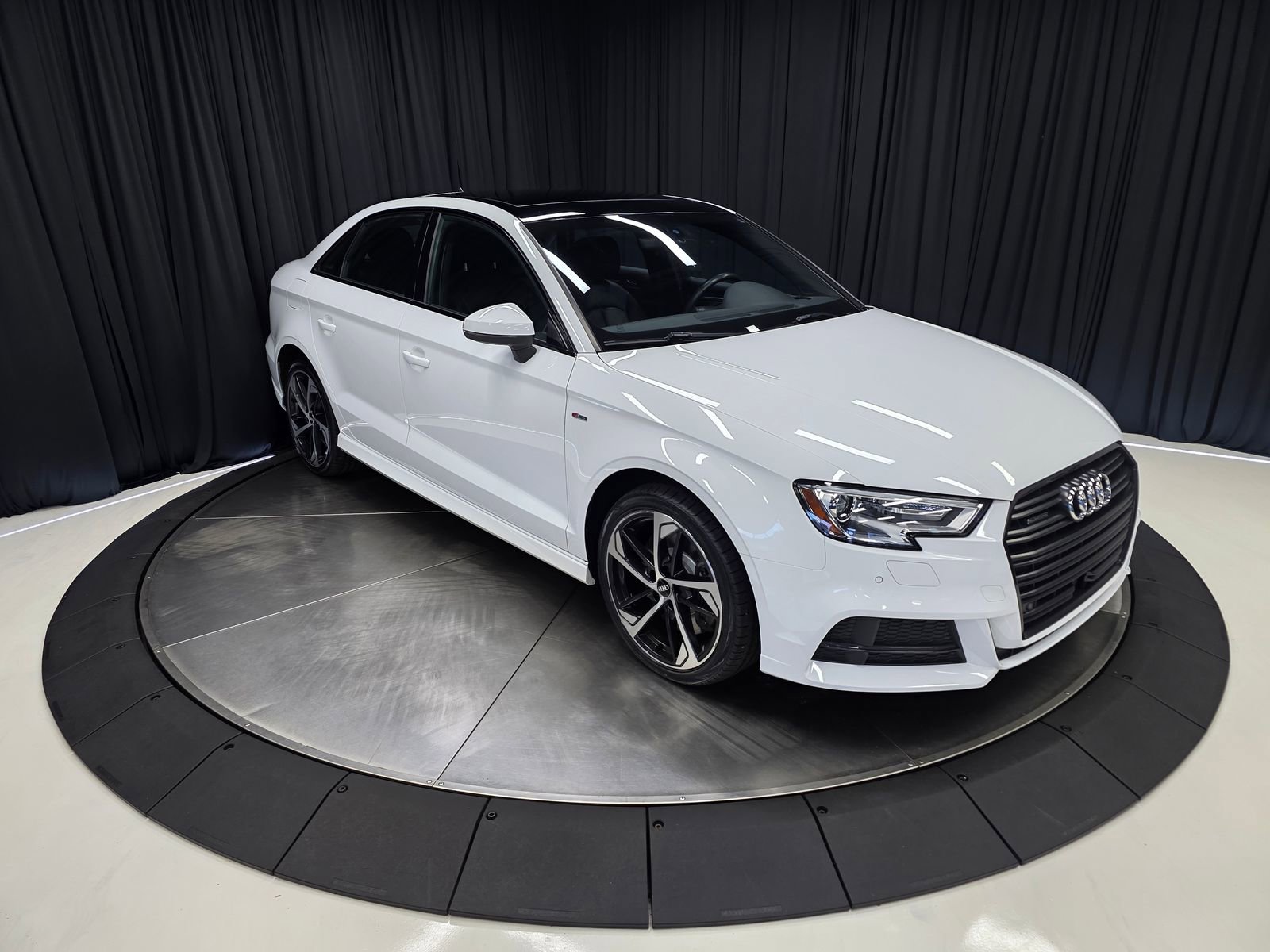 Used 2020 Audi A3 2.0T Premium AWD/4WD image 4