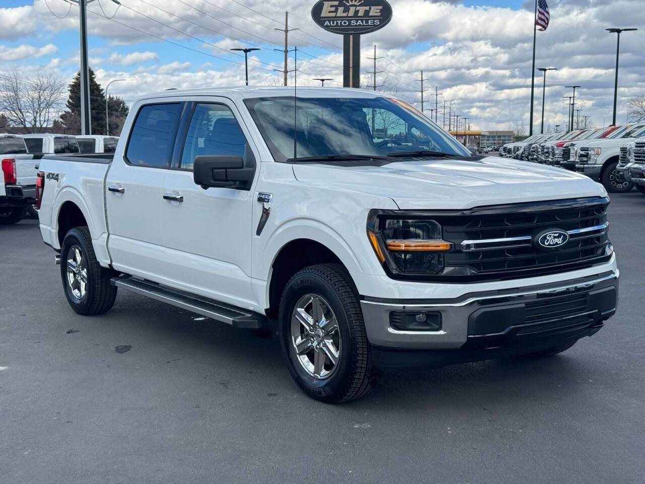 Used 2024 Ford F150 XLT w/ Tow/Haul Package image 3