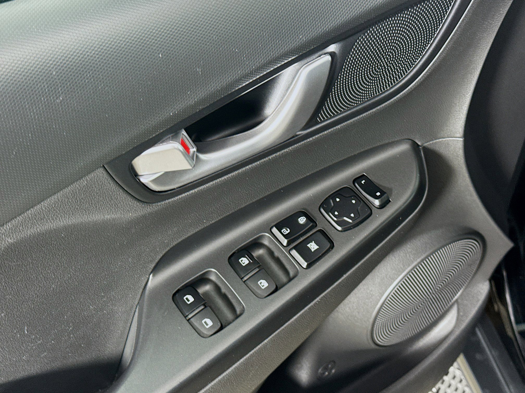 Used 2023 Hyundai Kona SEL image 24