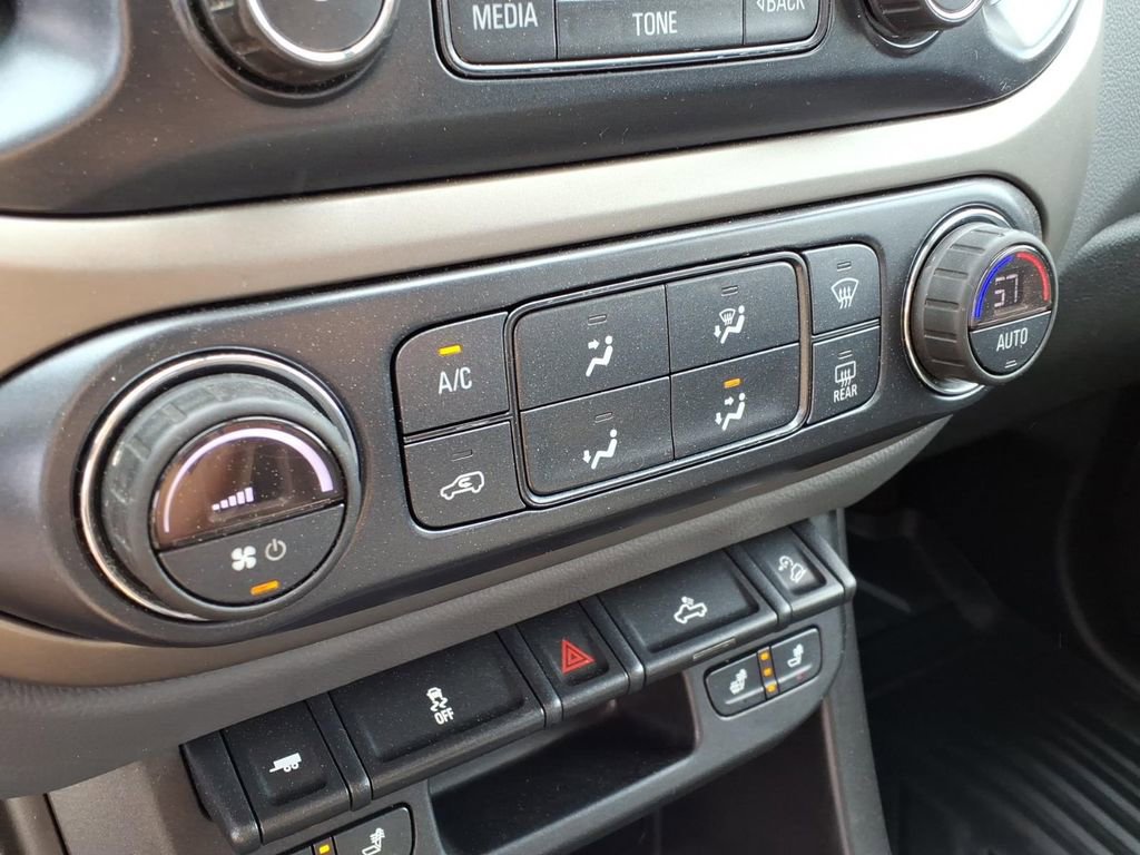 Used 2018 Chevrolet Colorado Z71 image 21