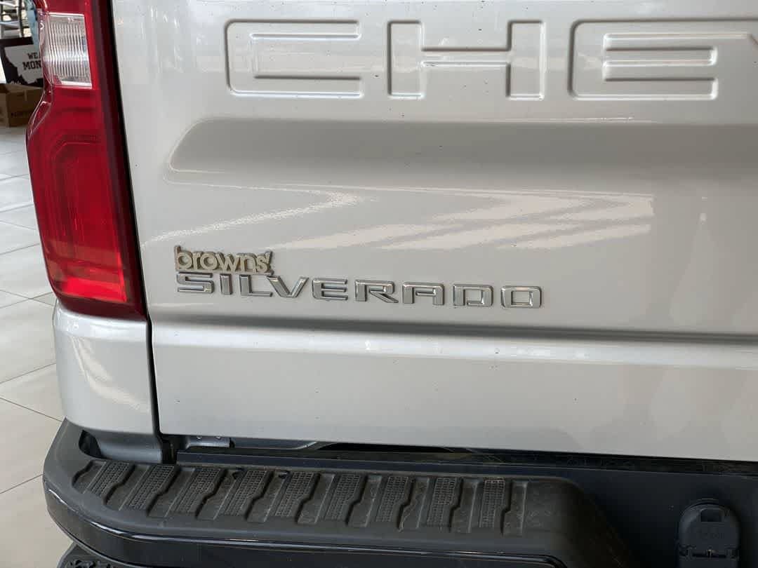 Used 2020 Chevrolet Silverado 1500 LT Trail Boss w/ Convenience Package AWD/4WD image 11