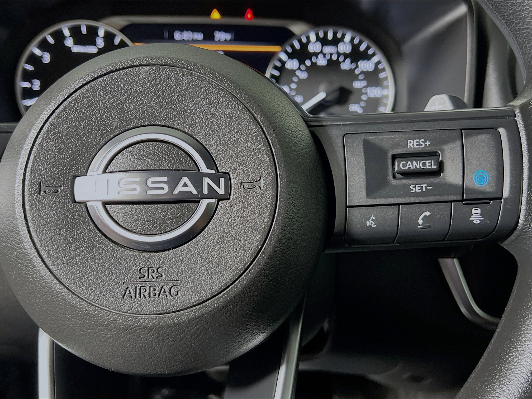 Used 2024 Nissan Rogue SV FWD image 20