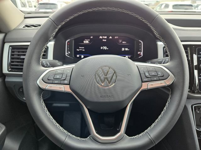 Used 2023 Volkswagen Atlas SE image 22