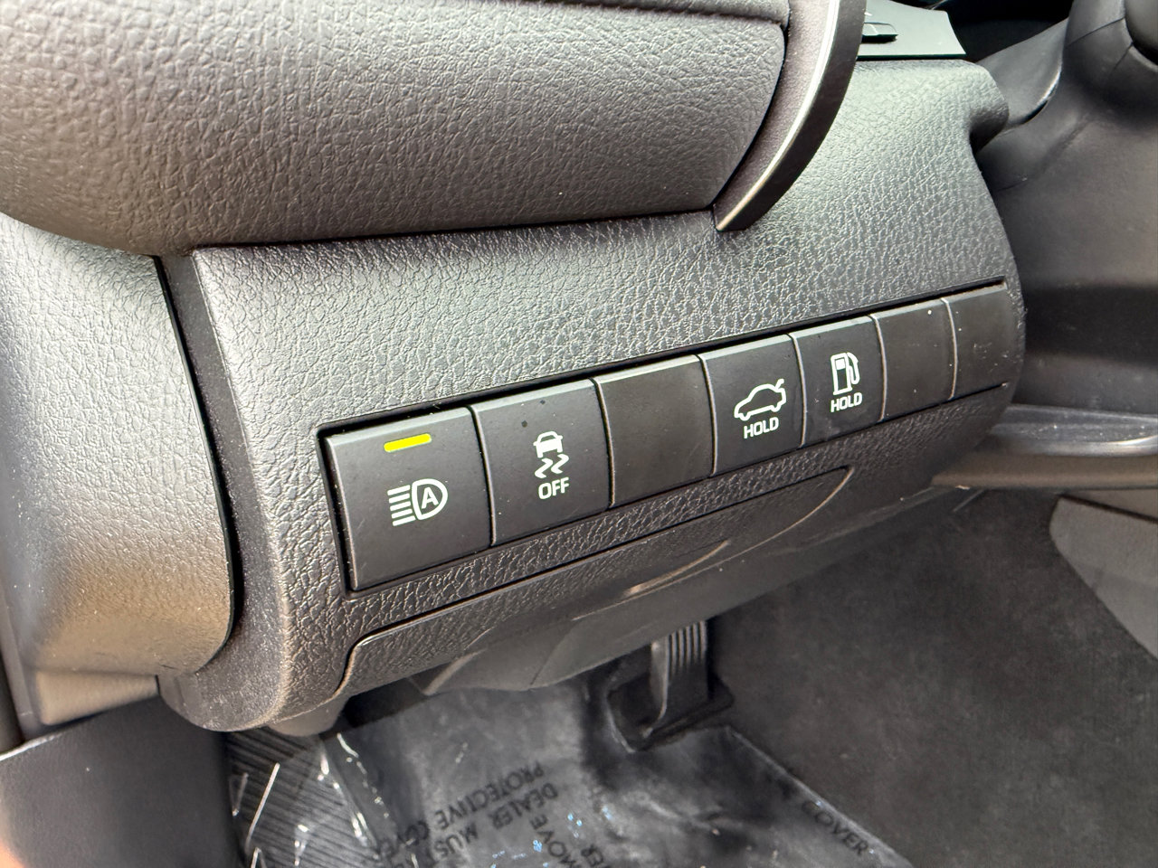 Used 2023 Toyota Camry XSE image 13