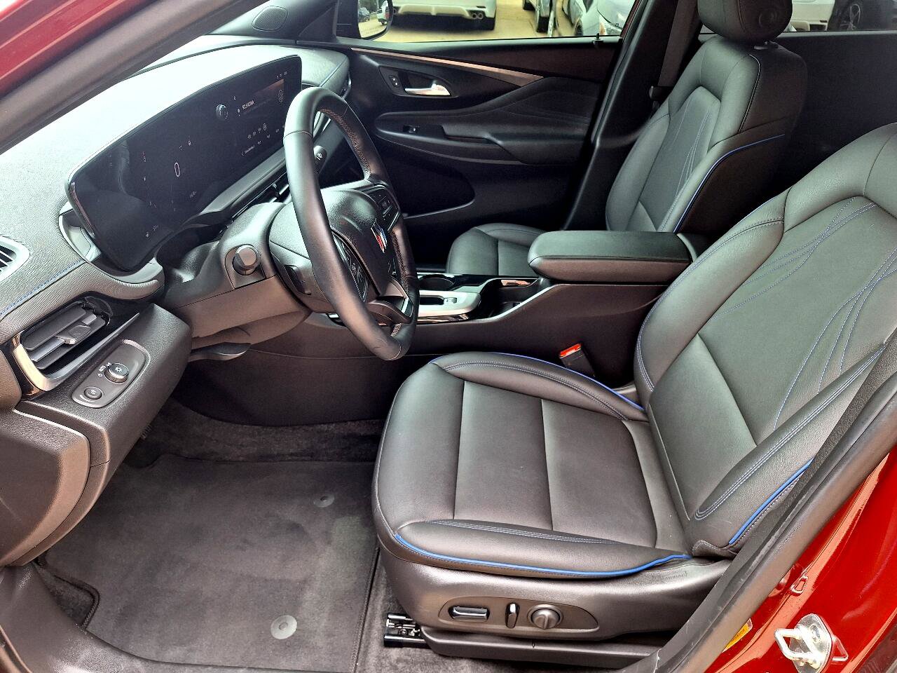 Used 2024 Buick Envista Sport Touring w/ Convenience I Package image 13