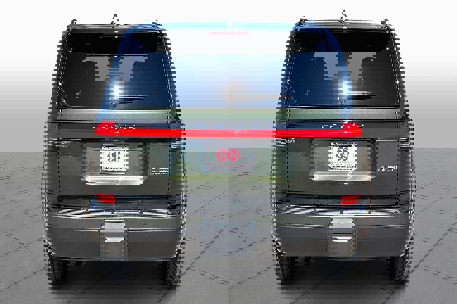 Used 2025 Lexus GX 550 w/ Accessory Package (2T) image 5