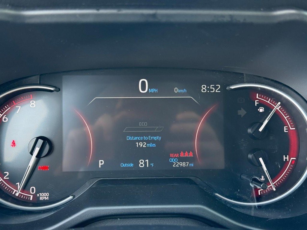 Certified 2025 Toyota RAV4 LE AWD/4WD image 24