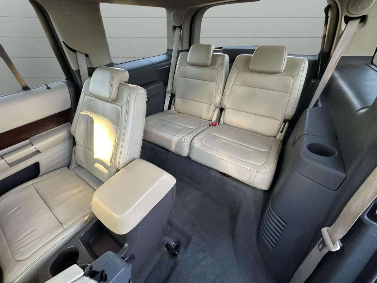 Used 2009 Ford Flex SEL image 31