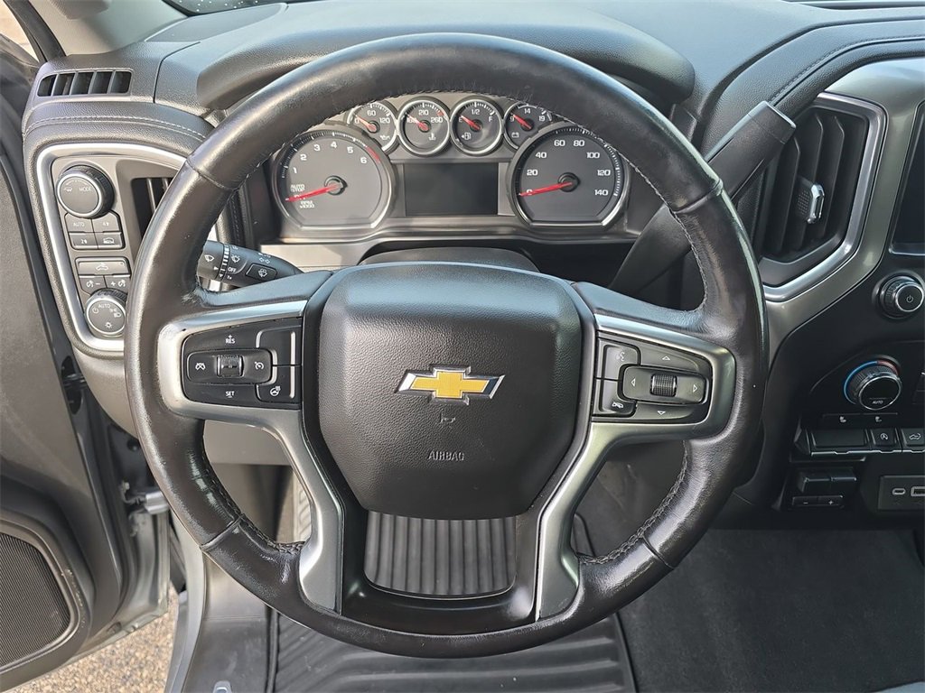 Used 2020 Chevrolet Silverado 1500 LT w/ Convenience Package image 11