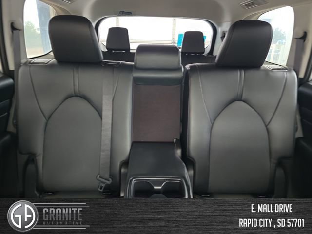 Used 2024 Toyota Grand Highlander XLE image 37